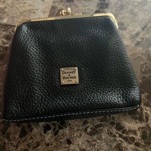 DOONEY & BOURKE Wristlet Coin Purse